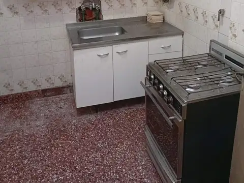 Depto Tipo Casa en Venta 63 años