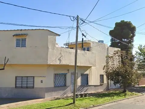 OPORTUNIDAD UNICA VENTA CASA 5 AMBIENTES ESCUCHA OFERTA