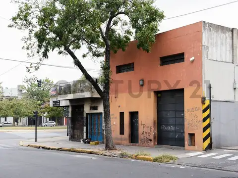 Galpon en Venta en Pompeya, USD 125.000