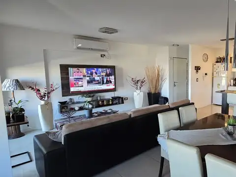 Departamento 3 ambientes con 2 baños