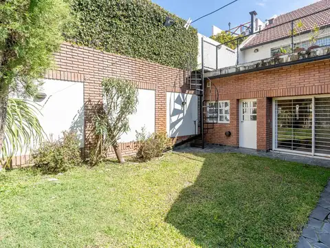Casa en Venta en Lomas de Nuñez de 6 Amb C/jardin