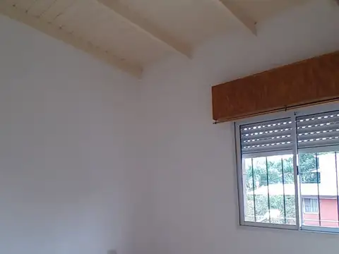 Depto Tipo Casa en Alquiler en Boulogne, $ 900.000