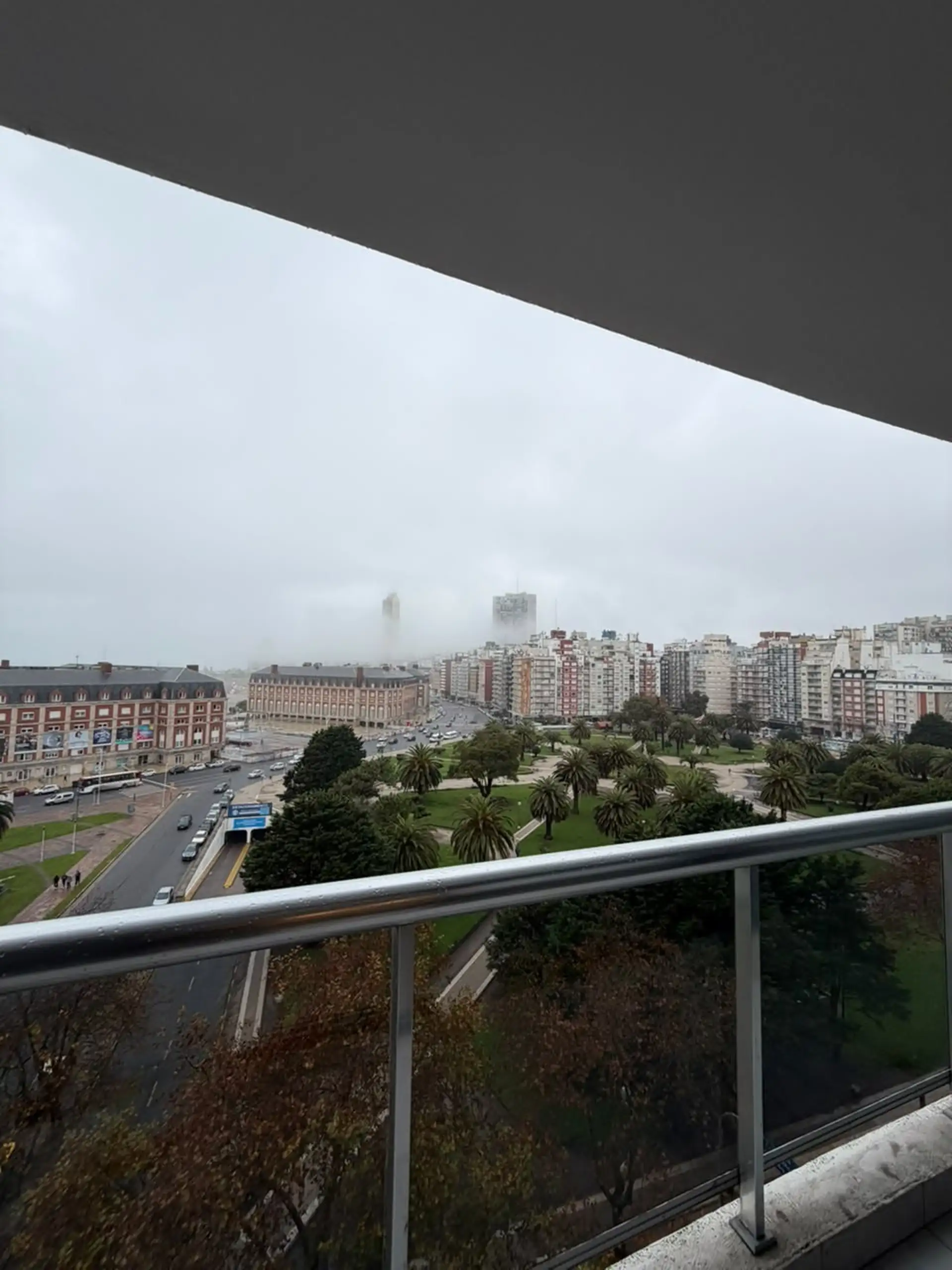 Departamento 2 amb frente a Plaza Colón, 60m² con balcón