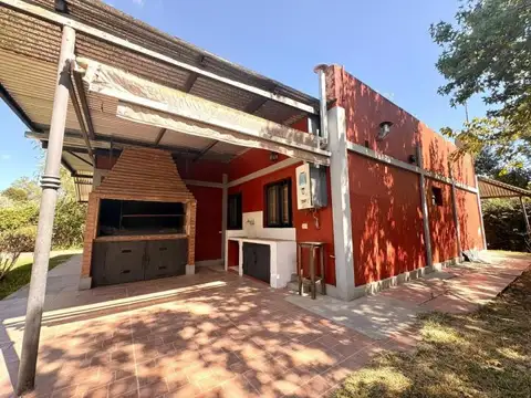 Casa 3 ambientes con 2 baños