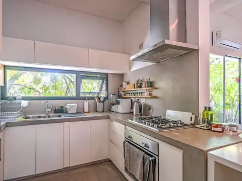 Depto Tipo Casa 5 ambientes con 2 baños
