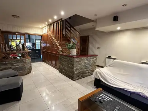 Casa en Venta de 4 dormitorios