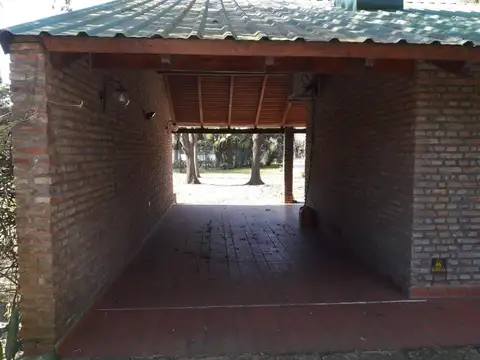 Casa en Venta con 2 cocheras