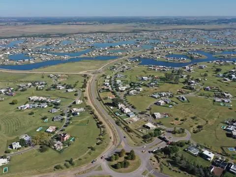 Terreno en Venta 42  mts Fondo