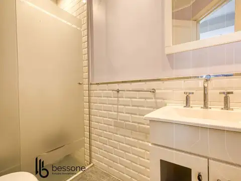 Depto Tipo Casa en Venta al Sudeste