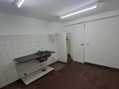 Local en Alquiler en Villa Maipu, $ 1.600.000