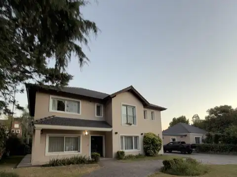 Casa en venta en mapuche C.C
