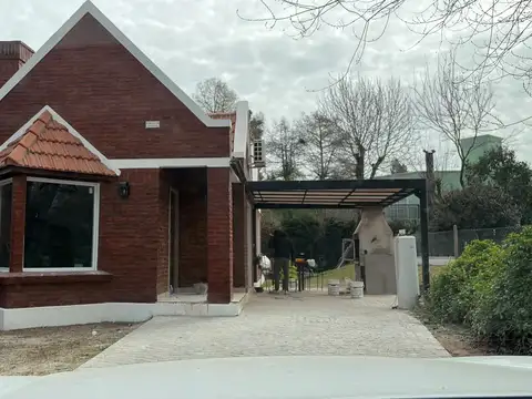 Casa nueva en venta en country Banco provincia
