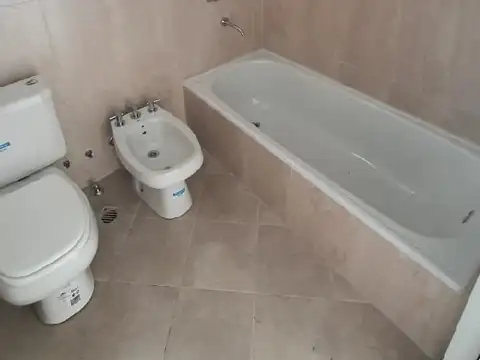 Terrero 700, Piso 8