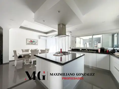 Casa en Venta al Oeste