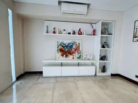 Casa 6 ambientes con 3 baños