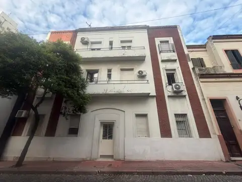 VENTA MONOAMBIENTE CON ENTREPISO BALCÓN SAN TELMO