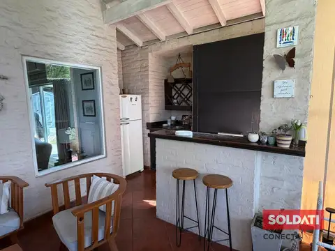 Casa en Alquiler Temporal con 3 cocheras
