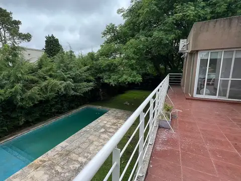 Casa en Venta en Loma Verde, USD 215.000