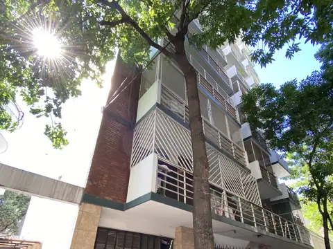 Venta | San José al 1100 | Gran 2 AMB | Vista panoramica | 100 mts subte