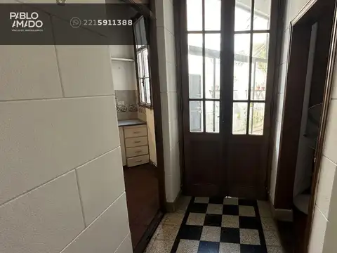 Casa en PH de 3 dormitorios al frente .Apto profesional