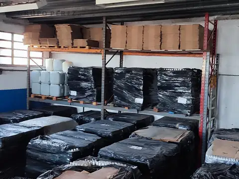 Galpon en Alquiler 20  mts Fondo