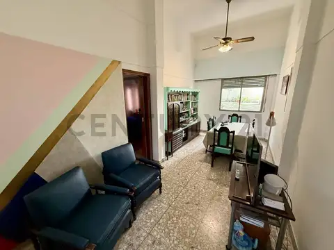 Combate De Los Pozos 700, Piso 0