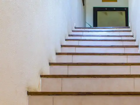 Depto Tipo Casa en Venta 6 años