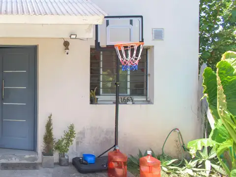 VENTA PH 3 AMBIENTES EN DERQUI PILAR PATIO Y COCHERA TIPO DUPLEX