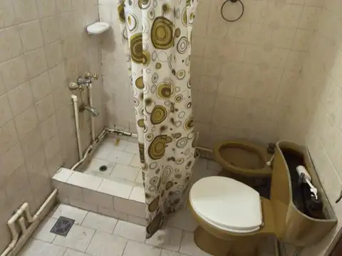 Casa en Alquiler con 1 cochera