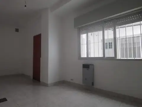 PH DOS AMBIENTES CON TERRAZA PROPIA