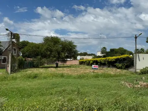 Terreno en Venta 20  mts Frente