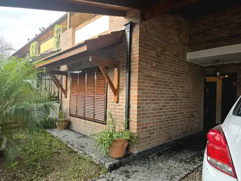 VENTA CASA 4 AMBIENTES BARRIO MURIALDO V. BOSCH