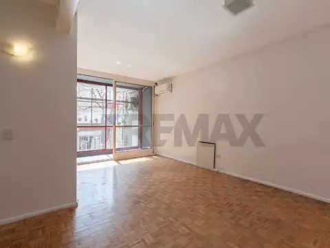 Venta Departamento 3 ambientes c/ balcón Cañitas
