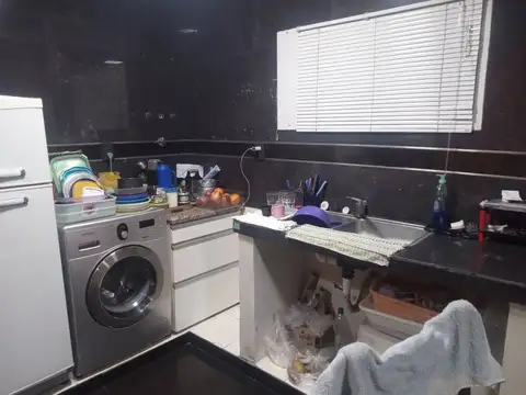 Casa 3 ambientes con 2 baños