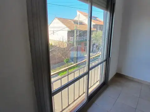 Ameghino 1109 , Piso 2