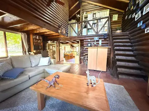 Casa 5 ambientes con 2 baños