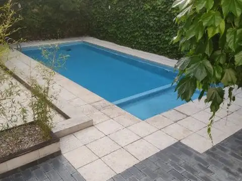 Va Crespo, Castillo 400, 2 amb, 50m2, u$s 700 + expensas + servicios. (Alq min 3 meses)