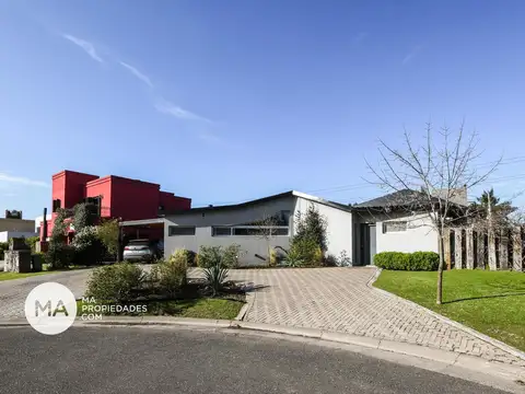 Venta | Casa 3 Dormitorios en barrio cerrado con jardín y piscina - Palos Verdes - Funes