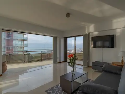 Departamento en Alquiler con 1 cocheras