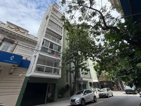 Departamento 5 ambientes con 4 baños