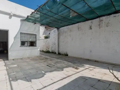 Manuel Castro 4700