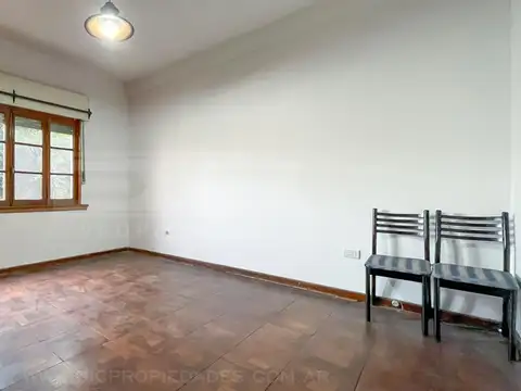 Depto Tipo Casa en Venta 50 años