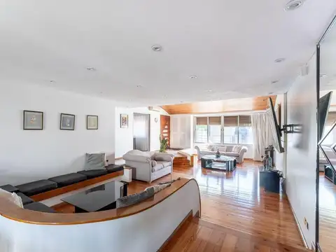 AGRONOMIA CASA 6 AMBIENTES EN VENTA 500M2