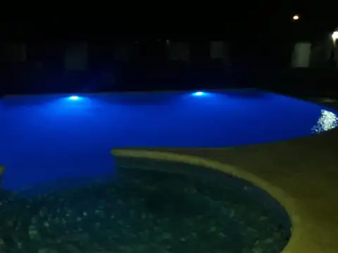 SE ALQUILA COMPLEJO DE CABAÑAS EN BROCHERO
