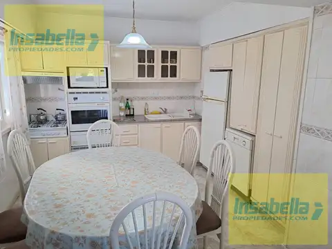 Departamento 5 ambientes con 2 baños
