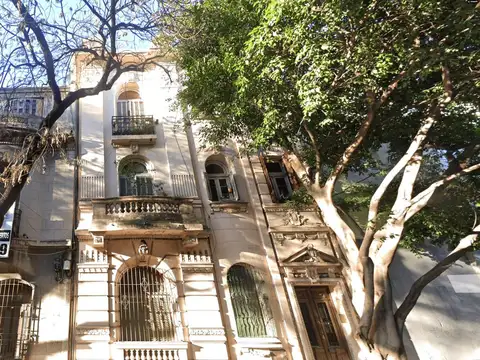 DEPARTAMENTO DE 21/2 AMBIENTES -67 M2 -1 PISO POR ESCALERA