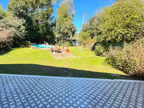 Casa 3 ambientes con 2 baños