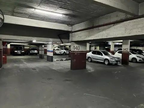 VENTA COCHERA FIJA Y CUBIERTA