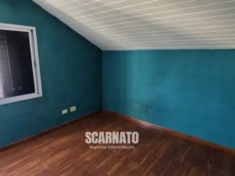 Depto Tipo Casa 4 ambientes con 2 baños