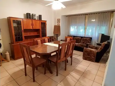 Venta 3 amb mas dependencia al frente con balcón